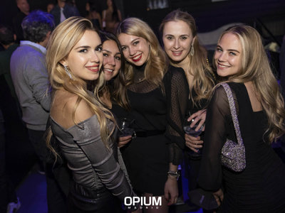 opium madrid girls